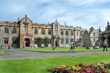 Tabara engleza academic, sport sau creatie in Scotia - St. Andrews (fara insotitor)